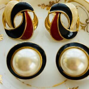 2 Pairs VINTAGE 1980's Enamel Faux Pearl &  Swirl Gold Tone Earrings